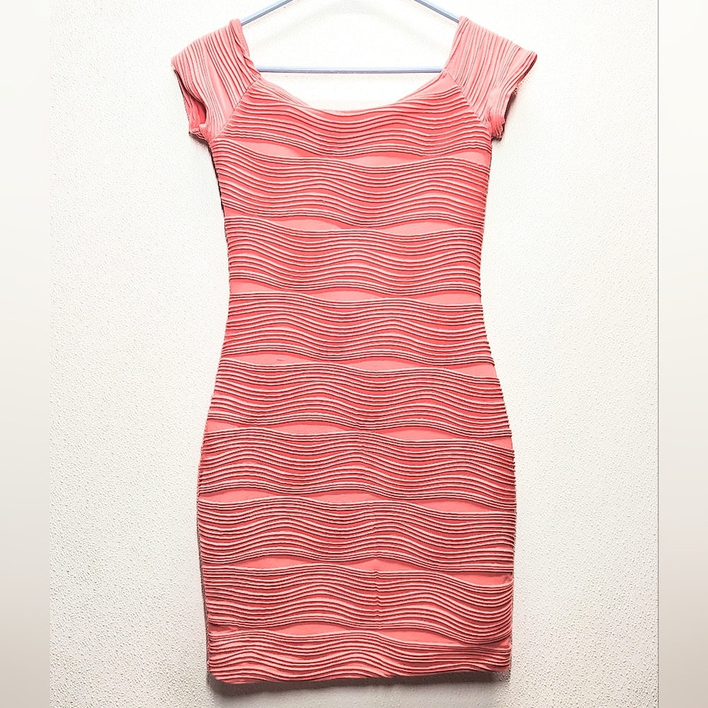 Body Central Pink Ribbed Mini Dess, Medium